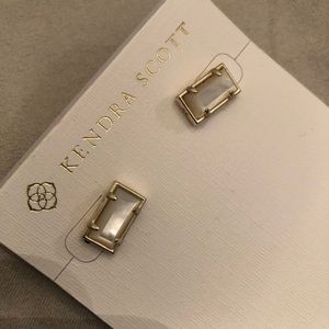 Kendra Scott MOP stud earrings
